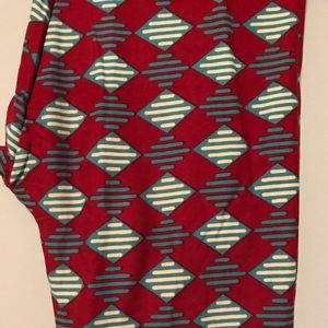 NWT LuLaRoe Red and Green TC Leggings